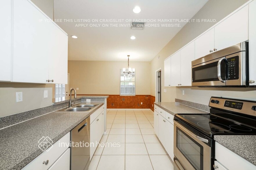 Building Photo - 22447 Kingsley Ln
