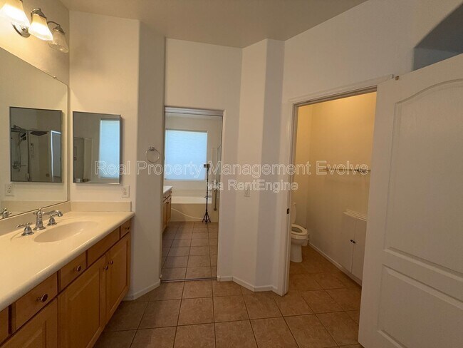 Building Photo - 3038 W Trapanotto Rd