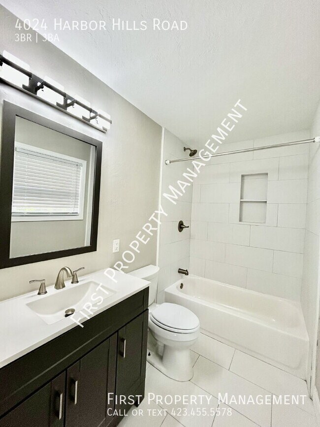 Building Photo - 4024 Harbor Hills Rd
