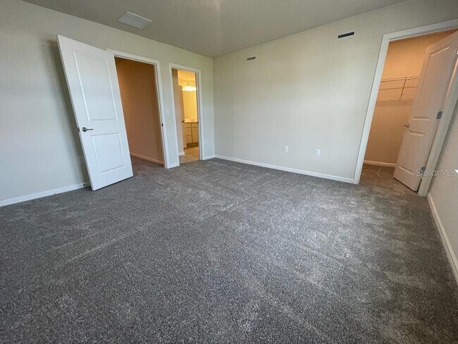 Building Photo - 1998 Canny Cv