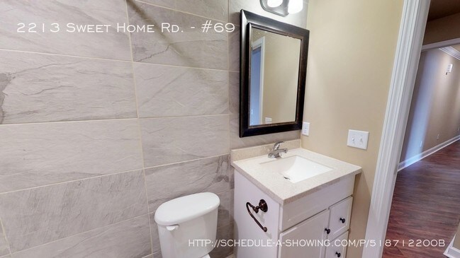 Building Photo - 2213 Sweet Home Rd