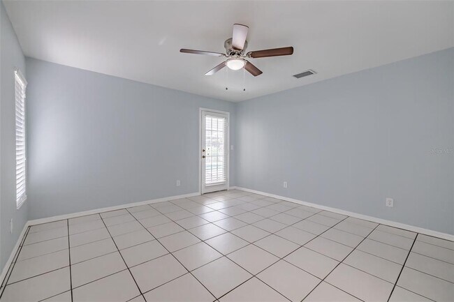 Building Photo - 1510 Oracle Dr