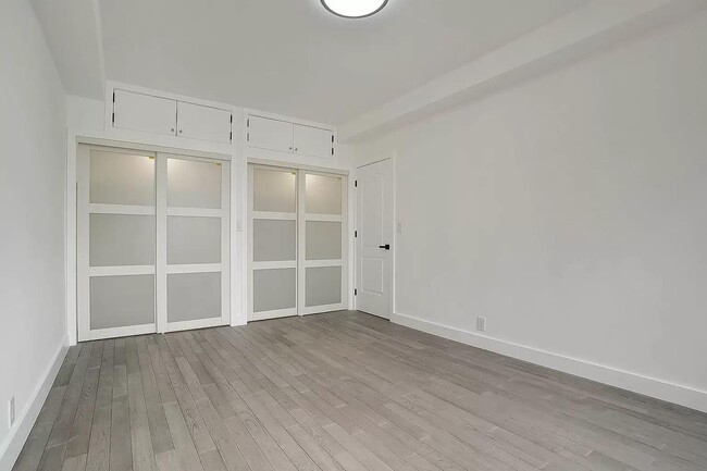 Building Photo - 99-05 63rd Dr