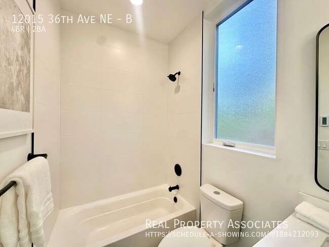 Building Photo - 12015 36th Ave NE