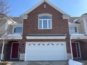 Building Photo - 3 Bedroom, 2 1/2 Bath, Townhouse w/ 2-Car Garage by Stoney Creek, Shelby Township