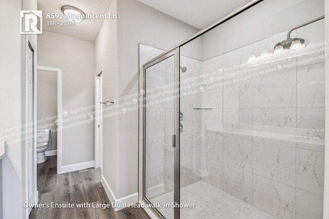 Building Photo - Modern Corner Townhome where Comfort Meets...