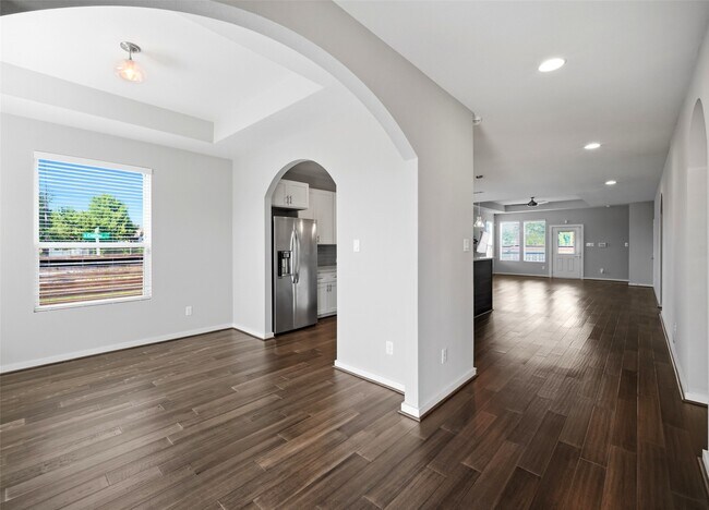 Building Photo - 605 Dumble St