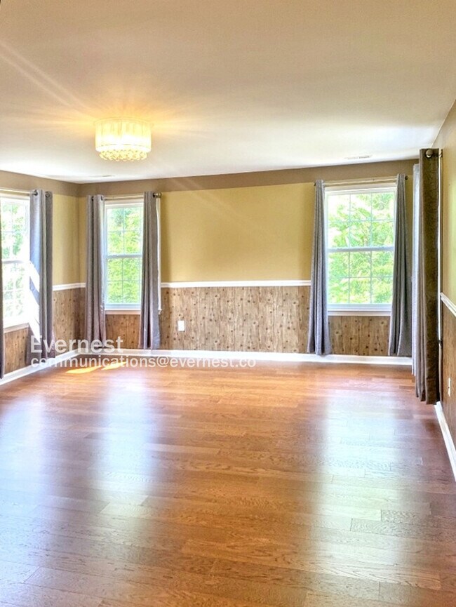 Building Photo - 1008 Black Oak Ct