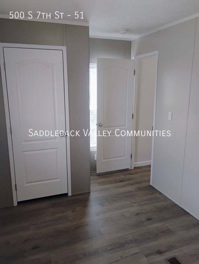 Building Photo - 500 S 7th St