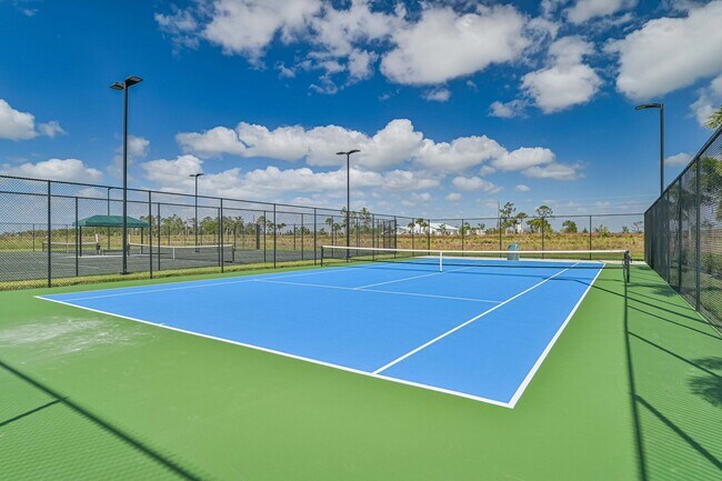 Building Photo - ** Single Family Home ~ Verdana Village ~ 3 Car Garage ~ Salt Water Pool & Lake Views **