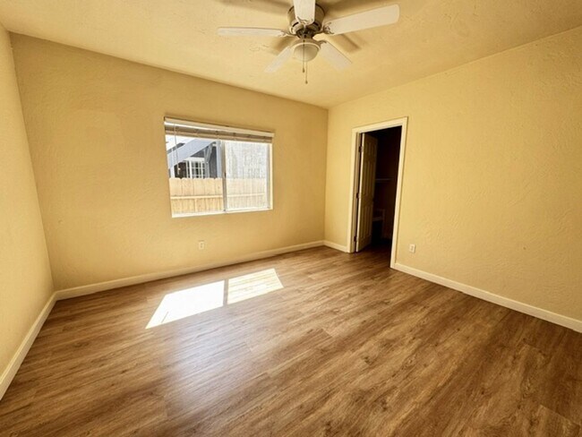 Building Photo - 1088 Bangor Ln
