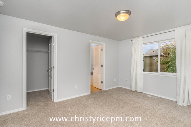 Building Photo - 26143 242nd Ct SE