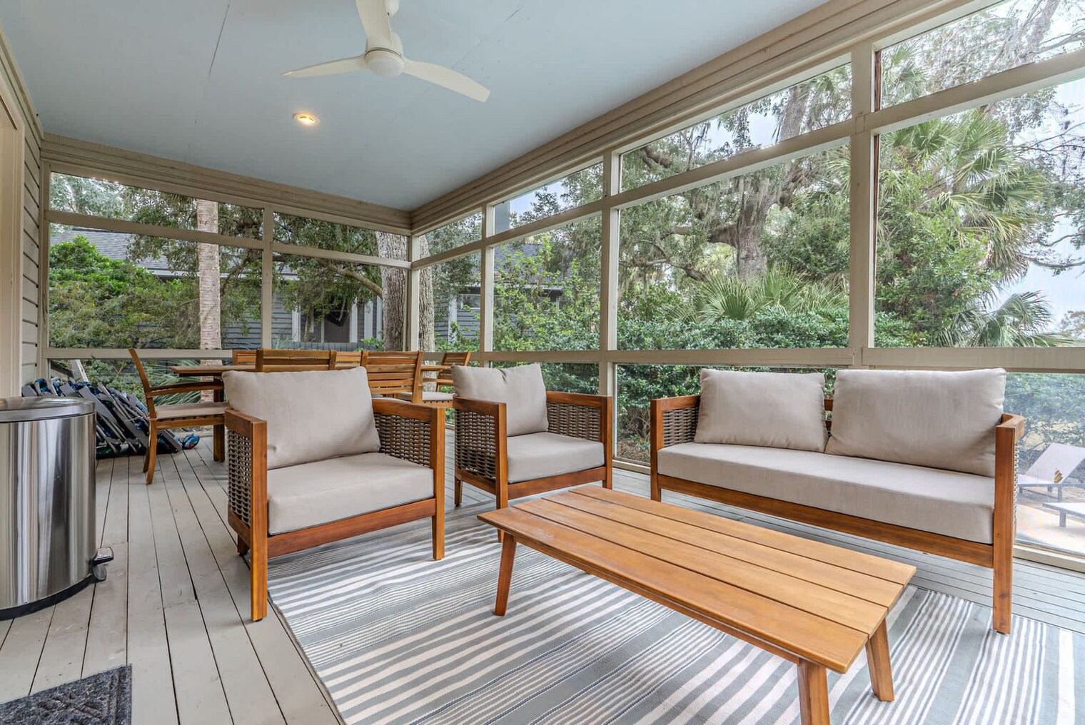 Building Photo - 8 Heath Dr