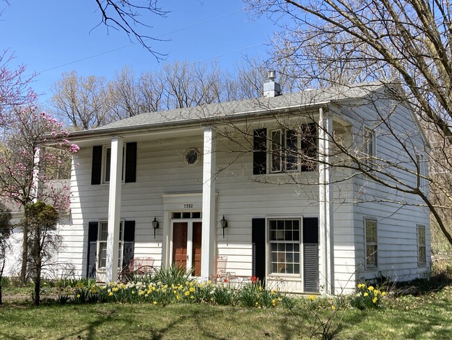 Primary Photo - 7332 Grenlock Dr