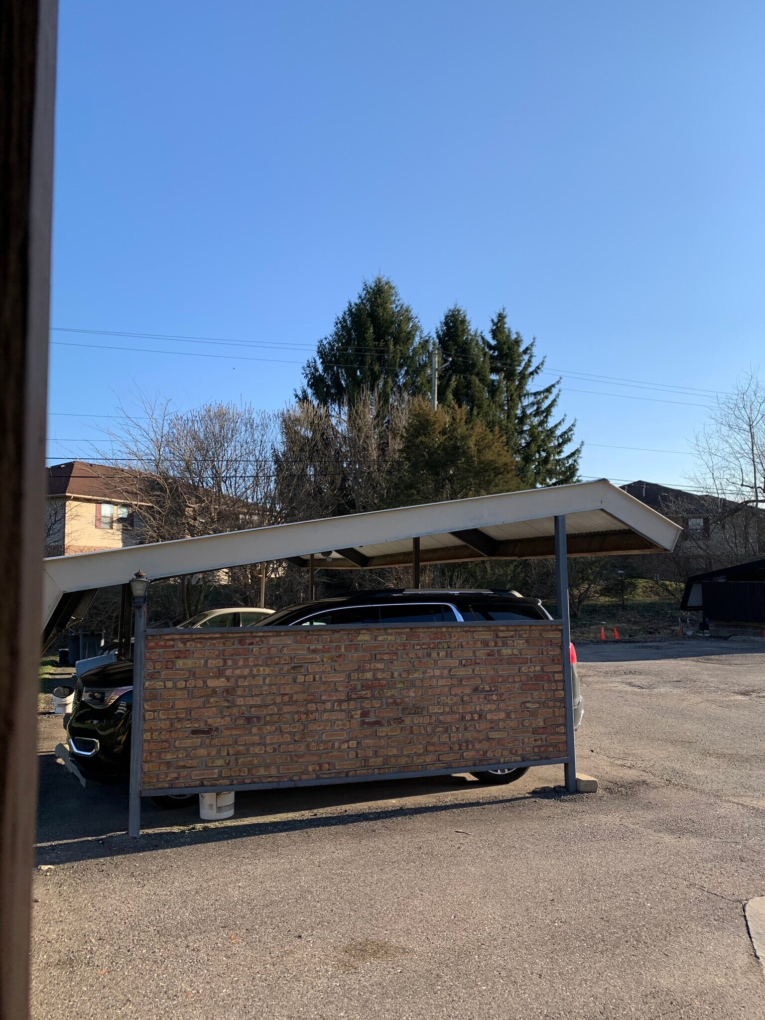 covered car port - 61035 11 Mile Rd