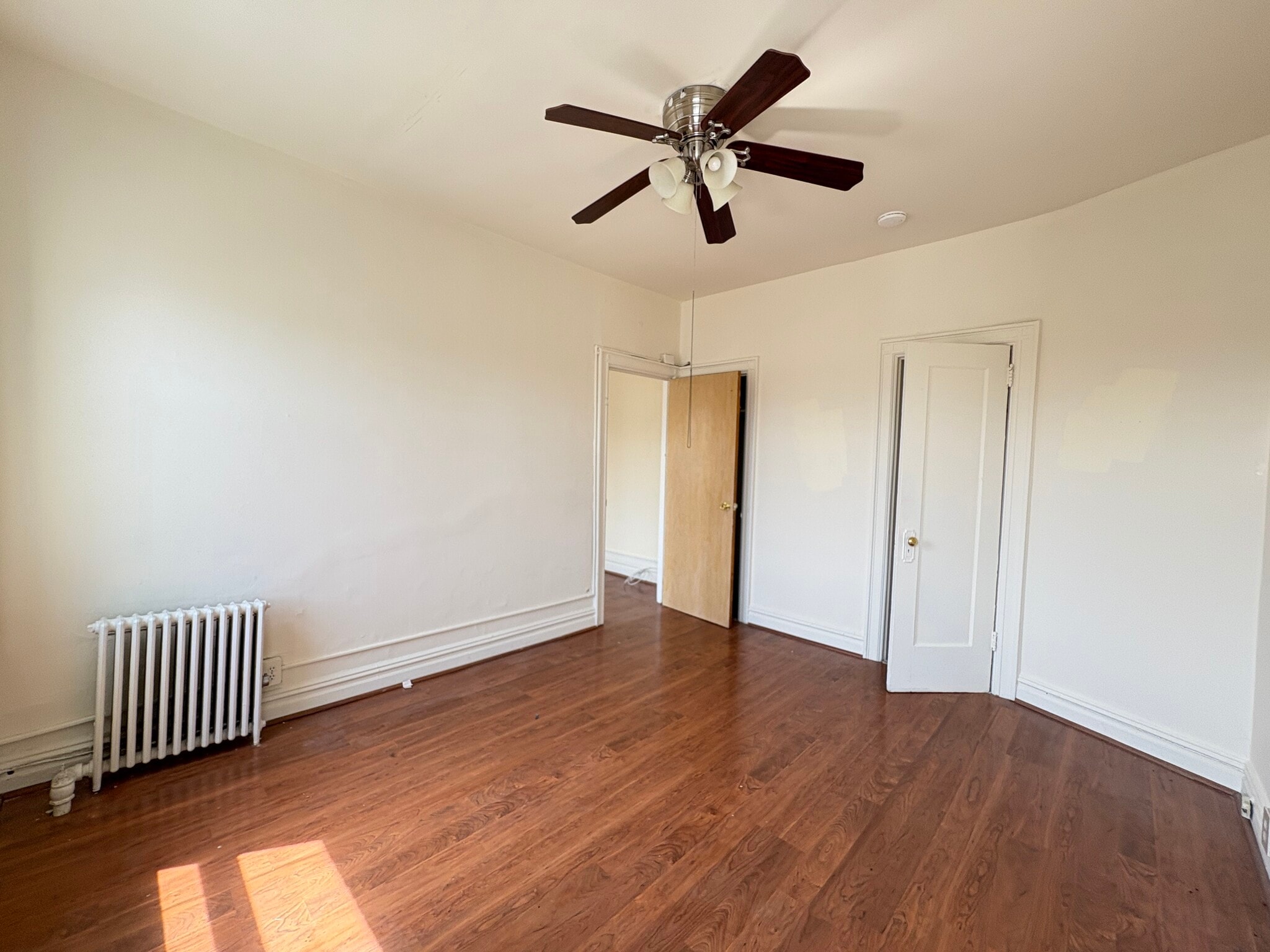 894 Kennedy Blvd 42 - 898 Kennedy Blvd