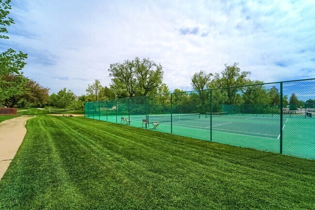 Building Photo - 2 Bedroom Condo in Boulder