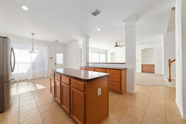 Building Photo - 2618 Bridgestone Park Ln