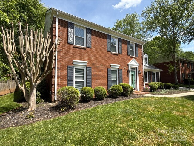 Building Photo - 9909 Elm Creek Ln
