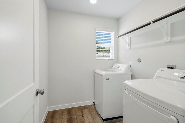 Building Photo - 8018 Heroes Hall Dr