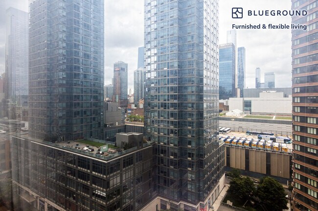 Building Photo - 635 W 42nd St