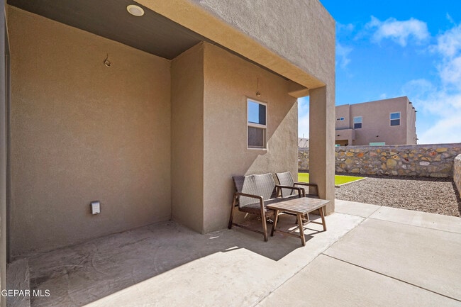 Building Photo - 14812 Jack White Ave