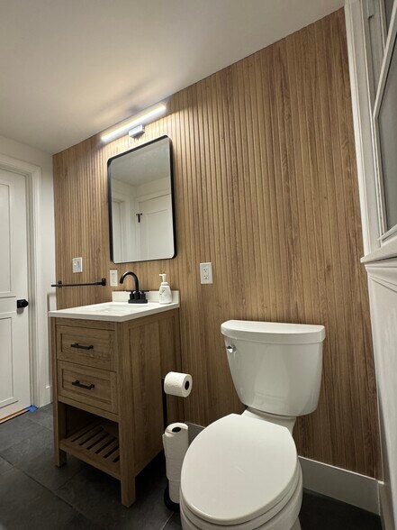 Bathroom - 249 Dunlop Ave