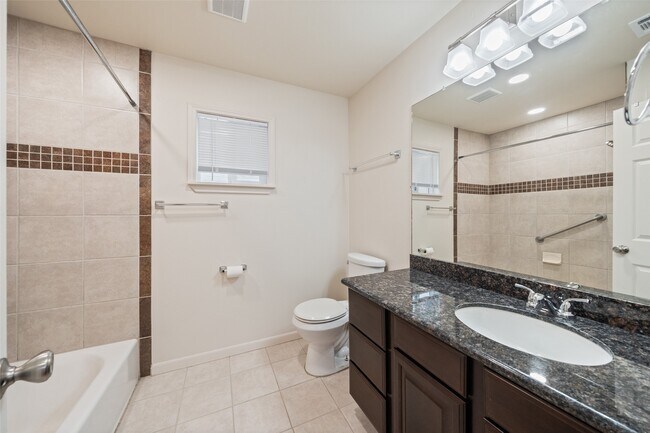 Building Photo - 10170 Hanka Dr