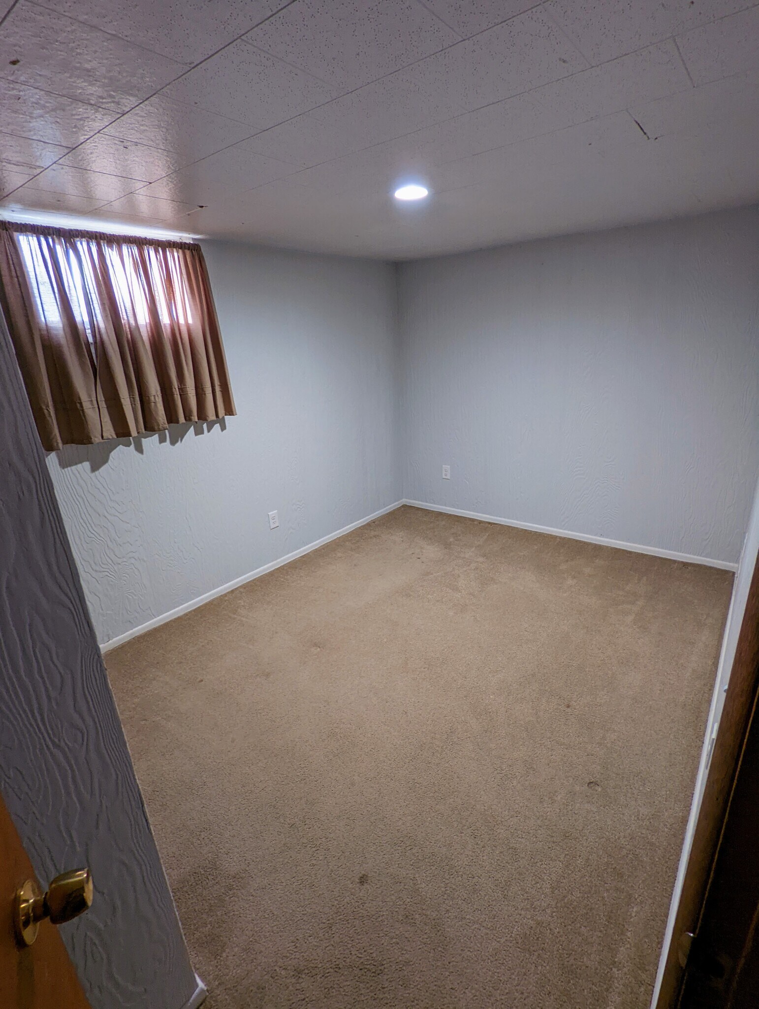 Building Photo - 2310 W Kiernan Ave