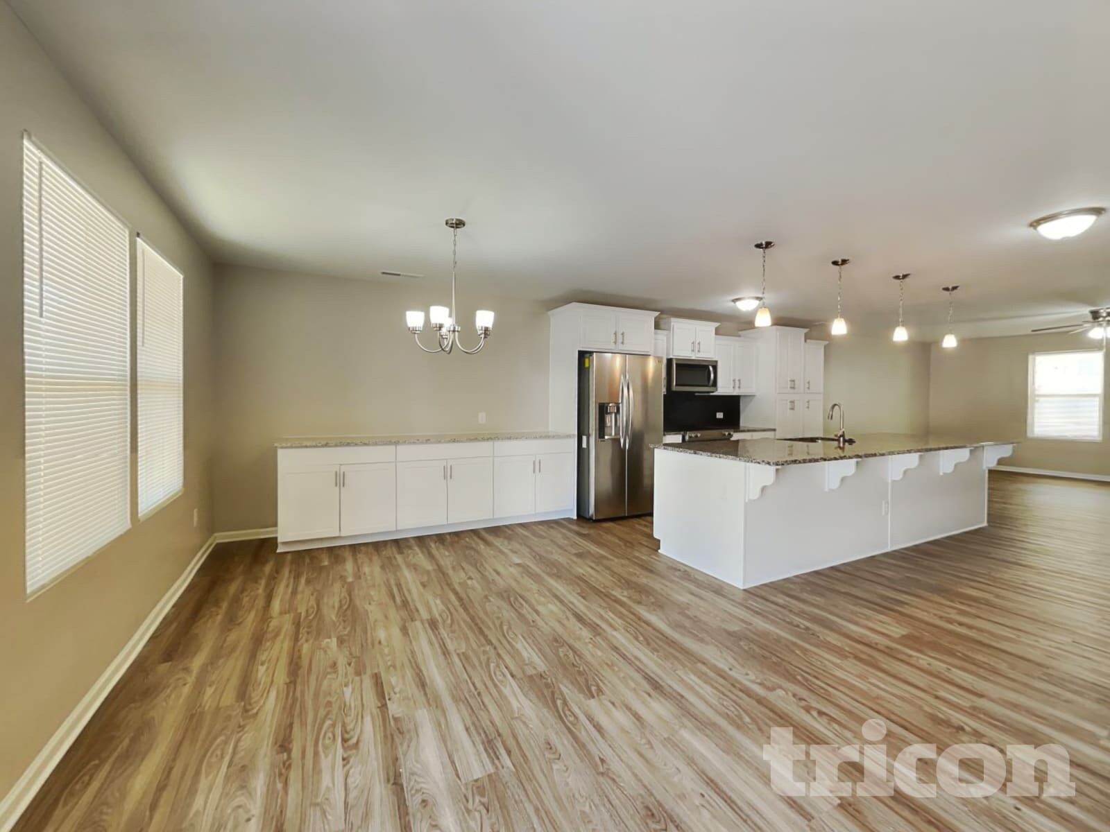 Building Photo - 1705 Sawtooth Ct