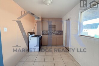 Building Photo - 3114 E Hubbell St