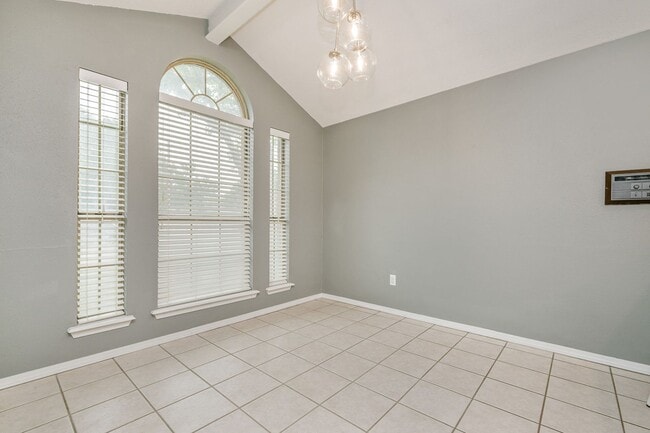 Building Photo - Gorgeous Home for Lease!