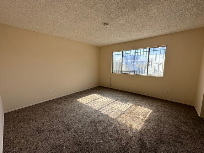 Building Photo - 4BD/2BA Home - Moreno Valley, CA 92557