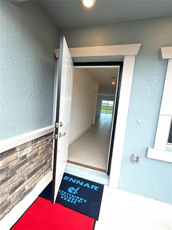 Building Photo - 5683 Ficus Aurea St