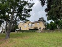 Building Photo - 170 S Willow Brook Dr
