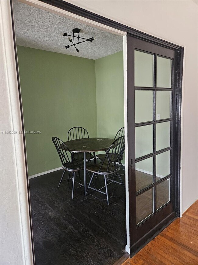 Building Photo - 900 Jefferson Ave