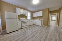 Building Photo - 307-309 Eichelberger