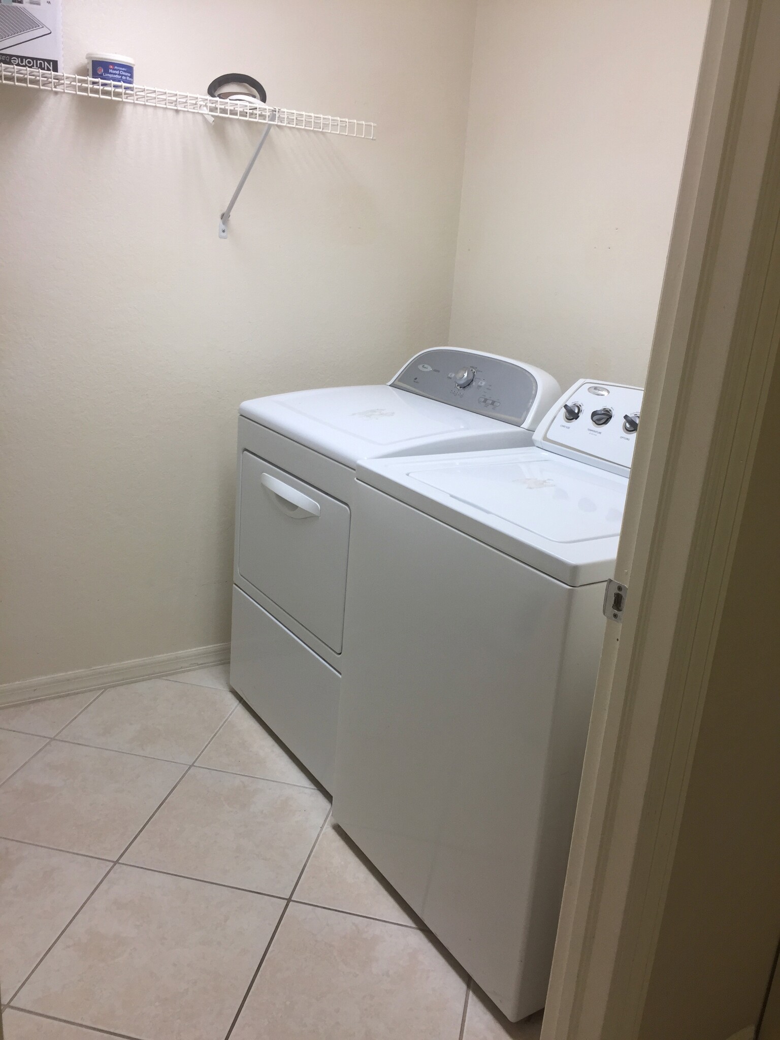 laundry- adjacent to kitchen - 4645 St Croix Ln