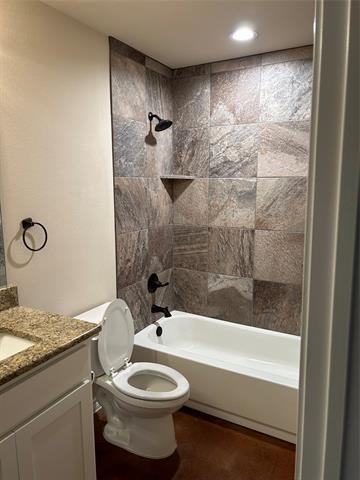 Building Photo - 313 Elmwood St