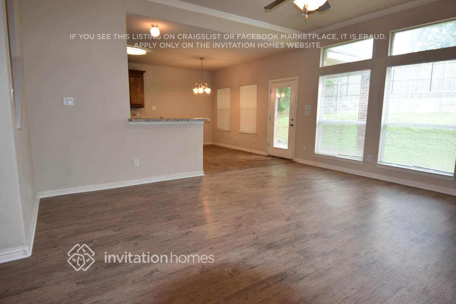 Building Photo - 515 Hidden Meadow Ct