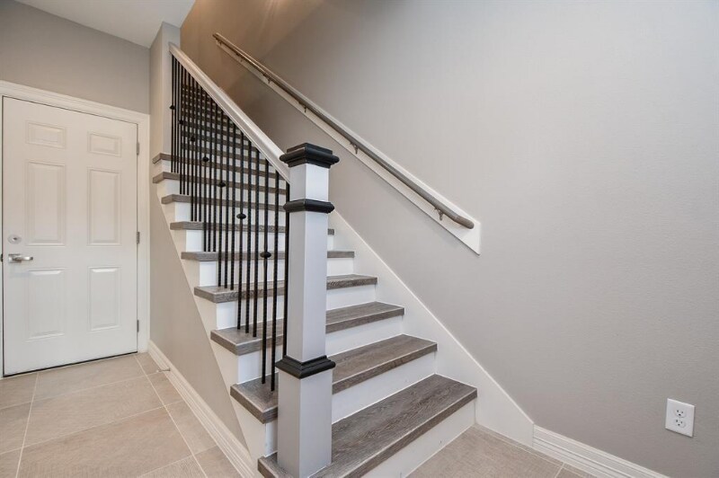 Building Photo - 5262 Ella Blvd