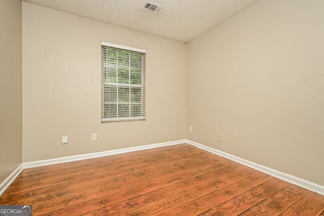 Building Photo - 1590 New Orleans Way