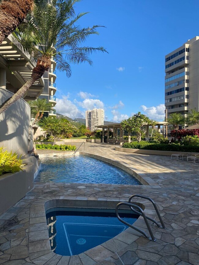 Building Photo - 1015 Wilder Ave