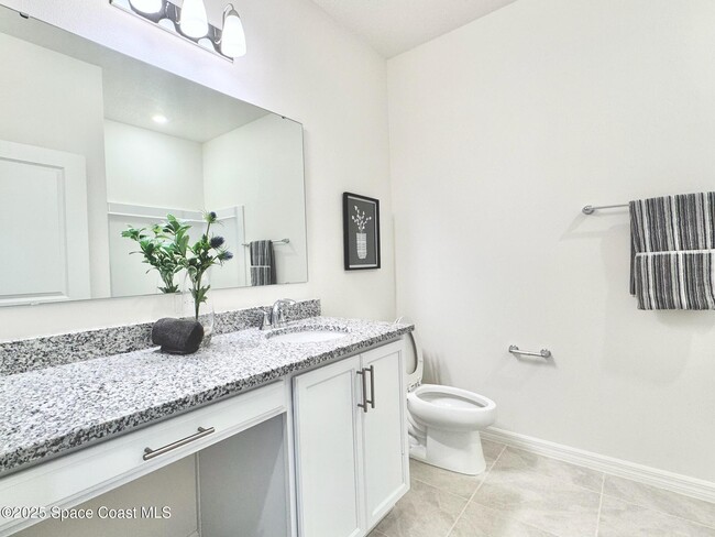 Building Photo - 386 Glaspell Cir SE