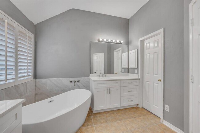 Building Photo - 2726 Grimes Ranch Rd