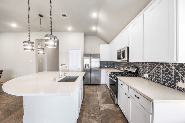 Building Photo - 4610 Orchard Creek Ln