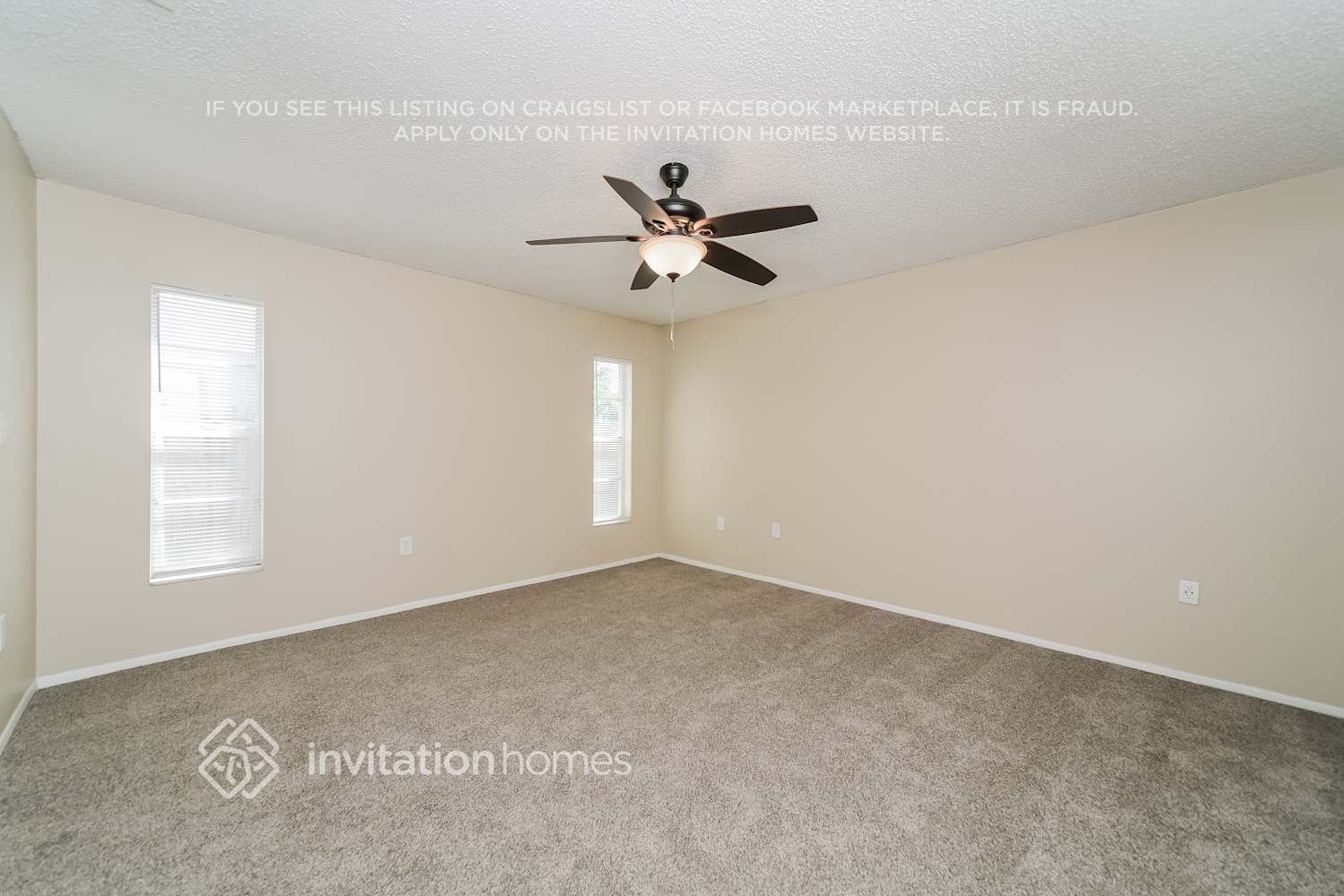 Building Photo - 341 Santiago Ct