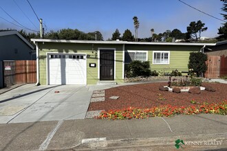 Building Photo - 3-Bedroom, 1-Bathroom Home with Large Yard & Garage in South San Francisco
