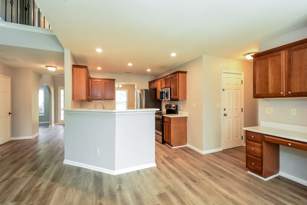 Building Photo - 6176 Mulberry Park Dr