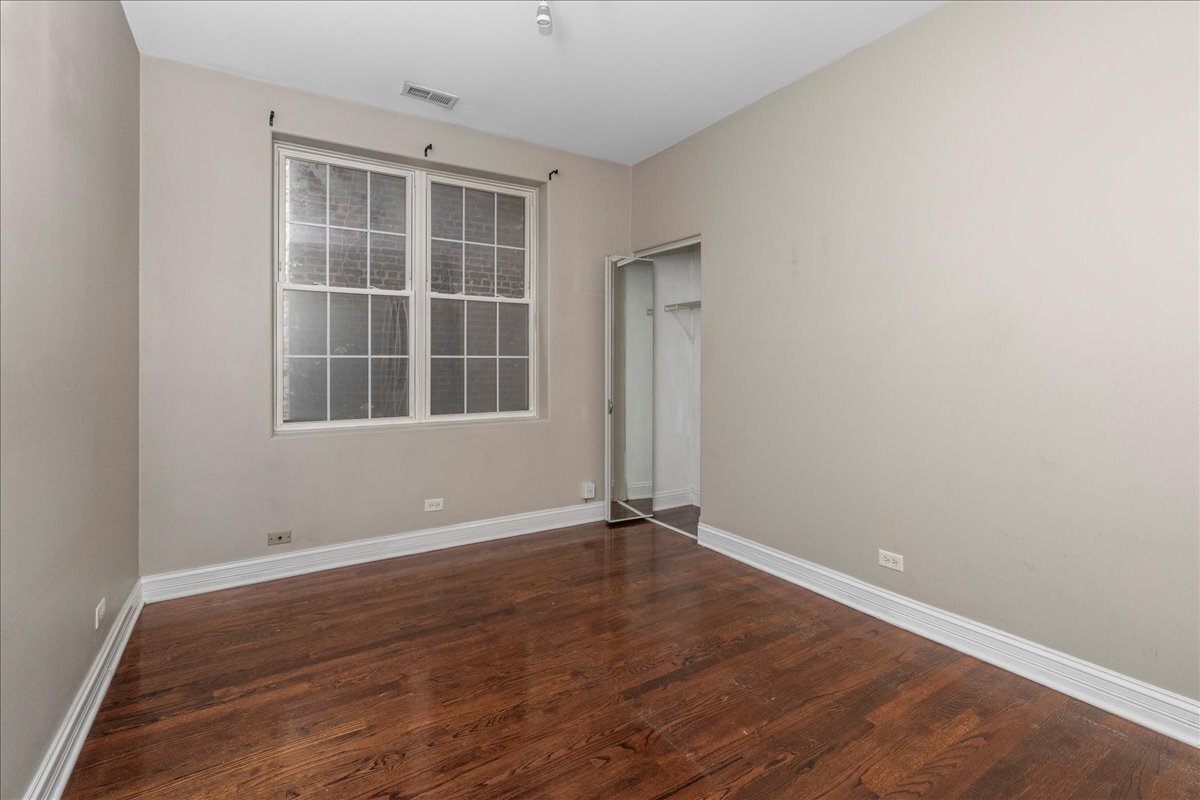 Building Photo - 6500 S Minerva Ave